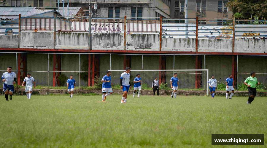 团结拼搏，共创辉煌